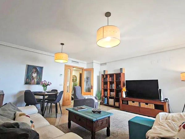 Apartment in Estepona - view 1