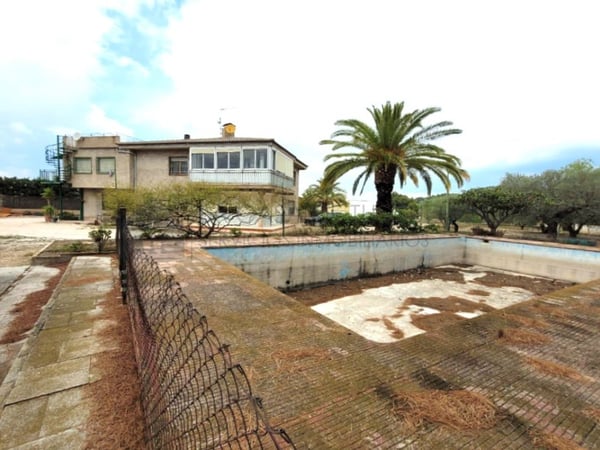 House in Almafra - view 1