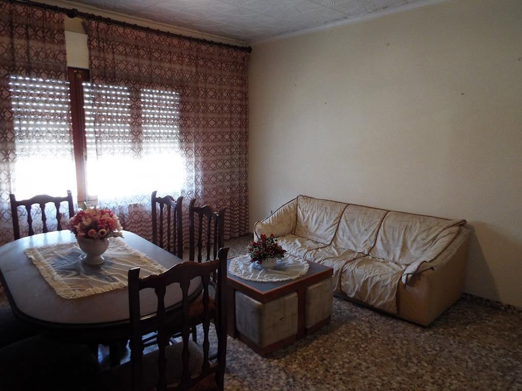 Apartment in Caudete - Image 3