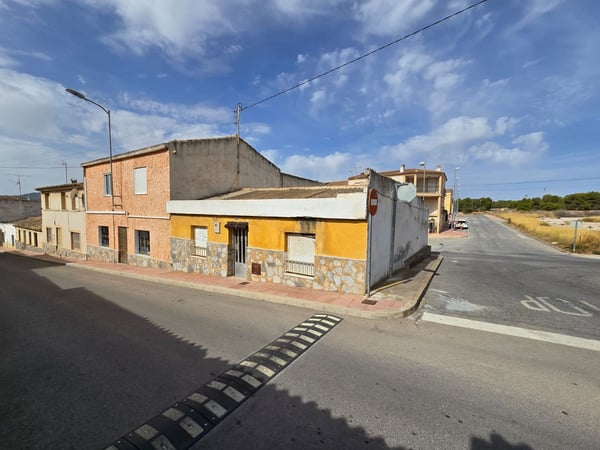 House in Sax - view 1