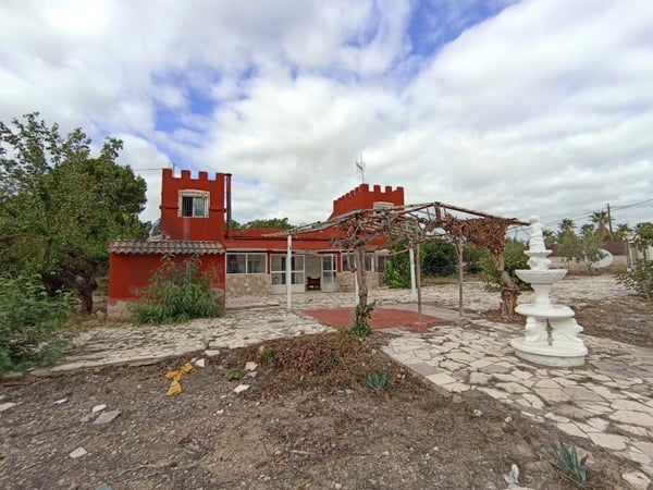 House in Sax - view 1