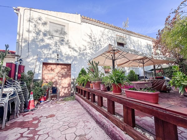 House in Sax - view 1