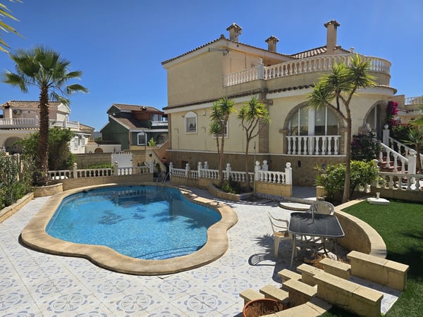 House in Orito - view 1