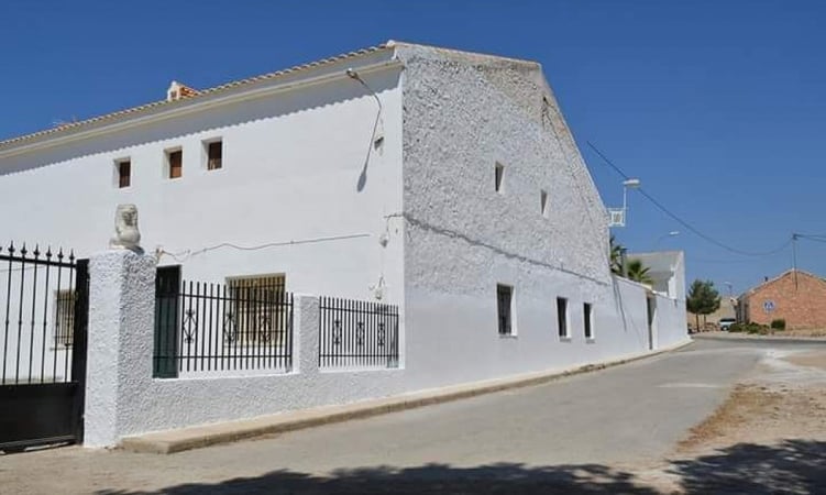 House in Torre del Rico - view 1
