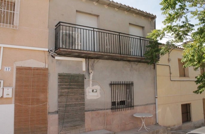 House in Pena de la Zafra de Arriba - view 1