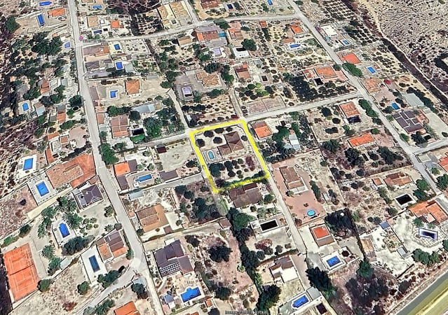 House in Albatera - view 1