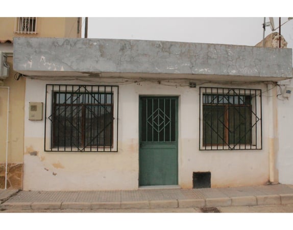 House in Pinoso - view 1