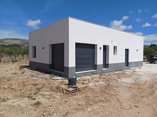 House in Pinoso - view 1
