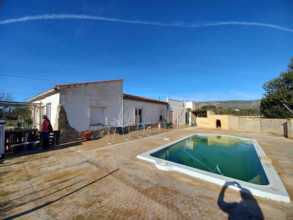 Farm, Ranch or Equestrian in El Salse - view 1