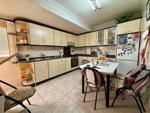 Apartment in Pinoso - view 1