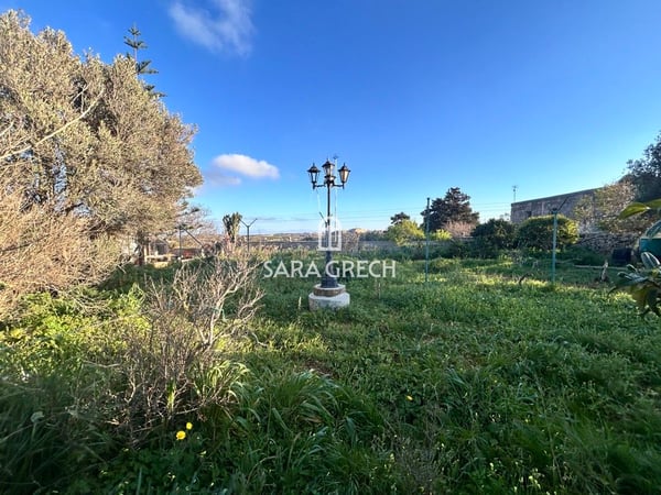 House in Dingli - view 1
