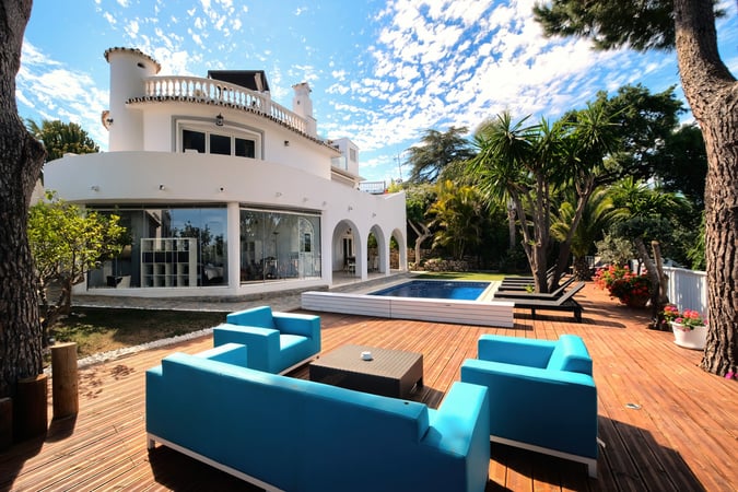 Villa in Sitio de Calahonda - view 1
