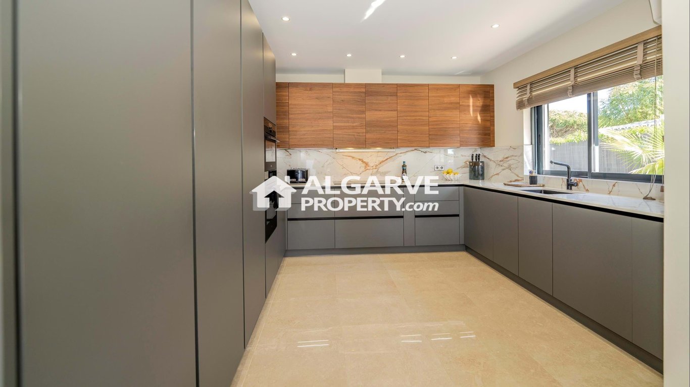 Villa in Vilamoura - Image 3