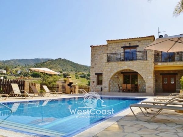 House in Argaka - view 1