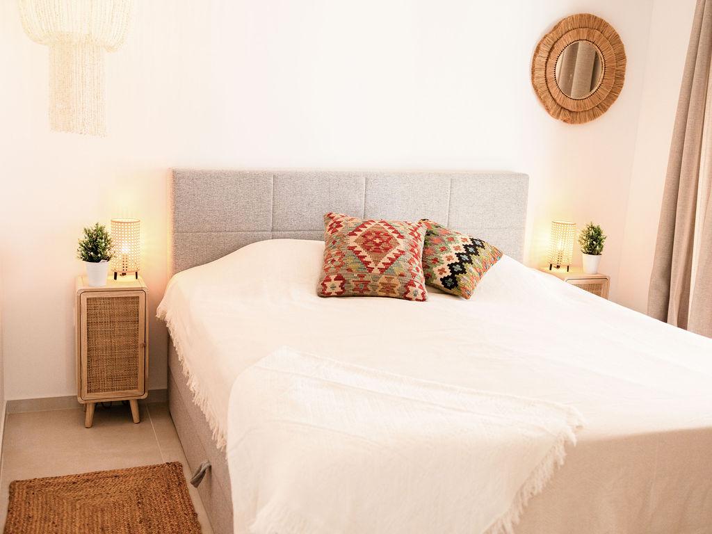 Villa in Estepona - Image 3