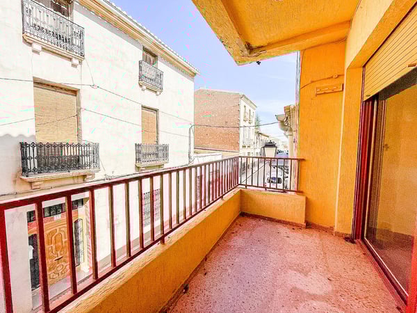 Apartment in Pinoso - view 1