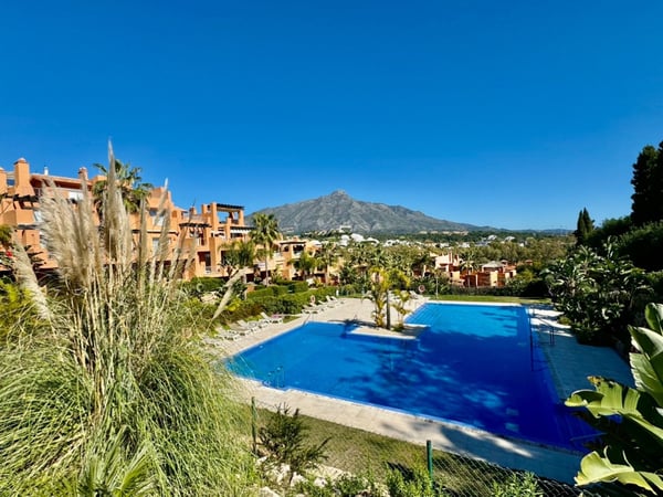 Apartment in Marbella - view 1