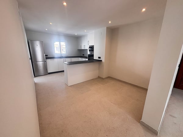 Apartment in Estepona - view 1