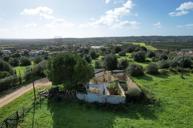 Villa in Poco Barreto - view 1