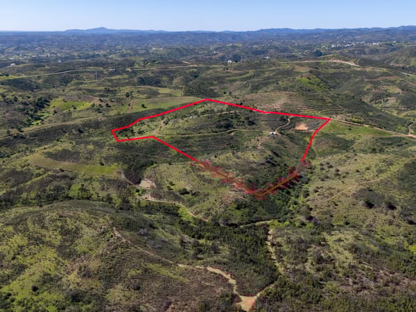 Land in Igreja - view 1