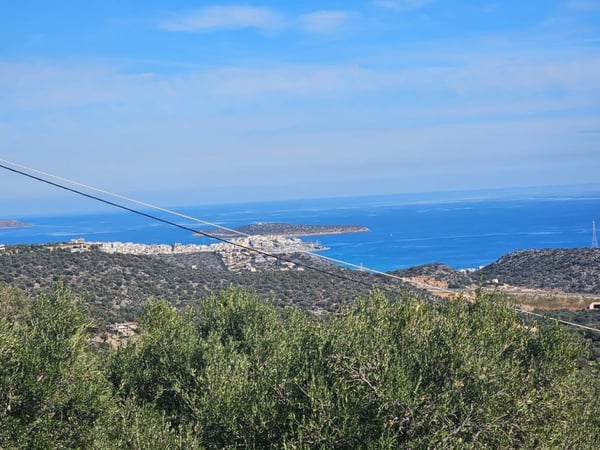 House in Agios Nikolaos - view 1