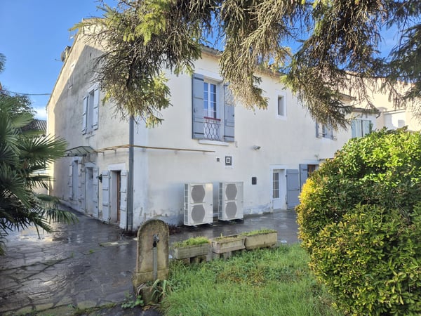 House in Moissac - view 1