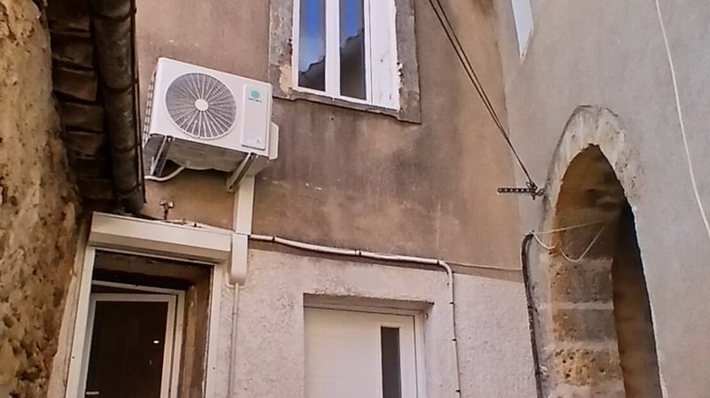 House in Magalas - view 1