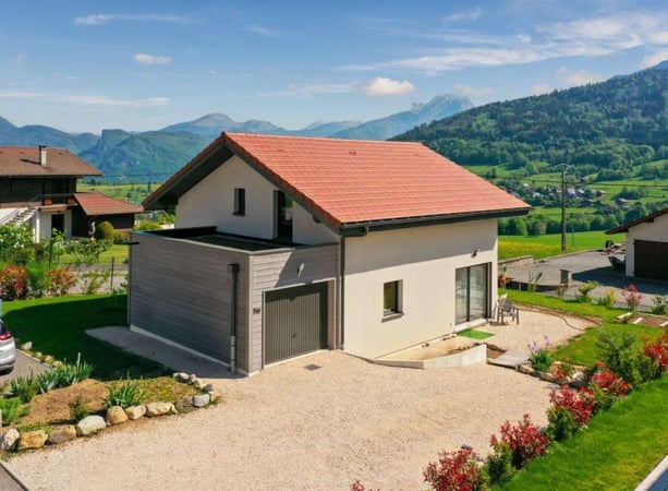 Villa in Seythenex - view 1