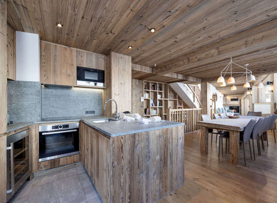 Chalet in Val-d'Isere - Image 3