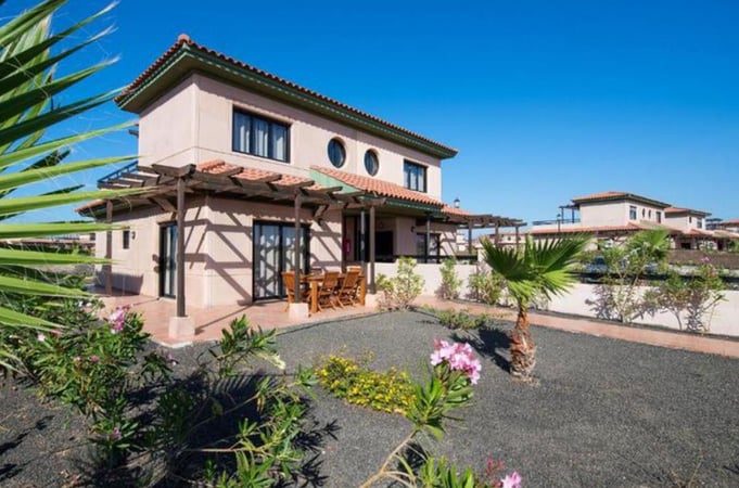 House in Lajares - view 1