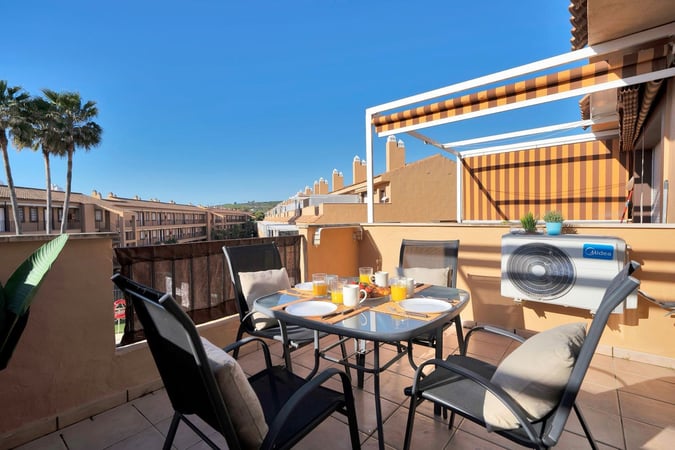 Apartment in Casares - view 1