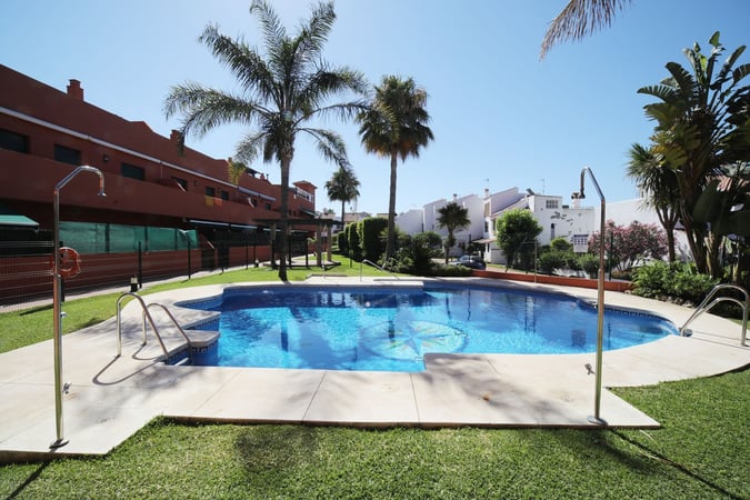Apartment in Casares - view 1