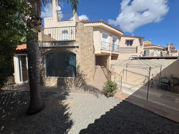 House in Malaga - view 1