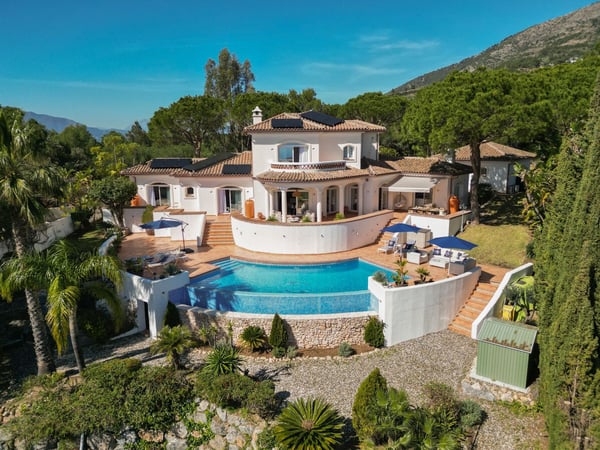 Villa in Mijas Costa - view 1