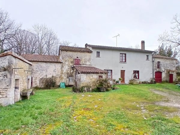 House in Mareuil en Perigord - view 1