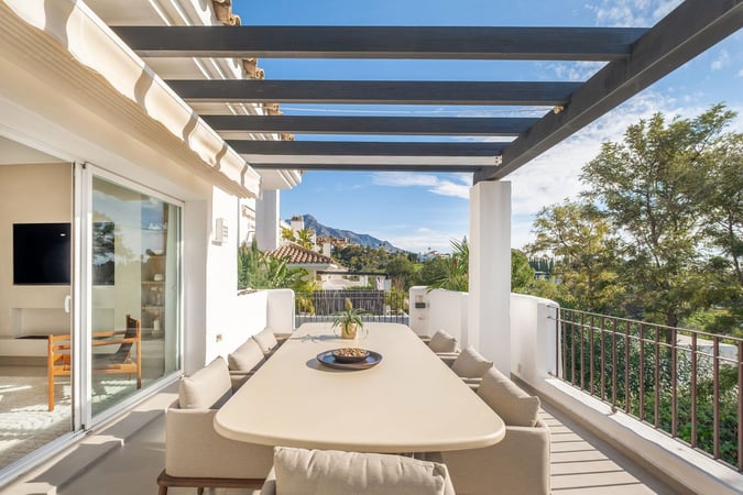 Penthouse in Lomas de la Quinta - view 1