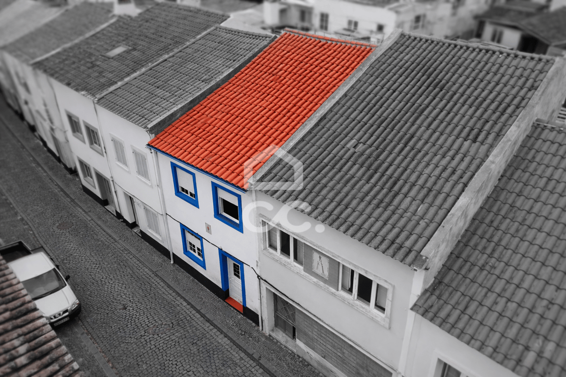 Villa in Angra do Heroismo - Image 3