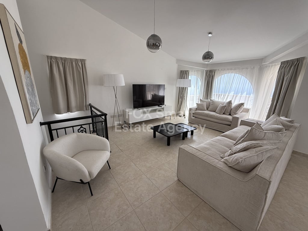 House in Tala - Image 3