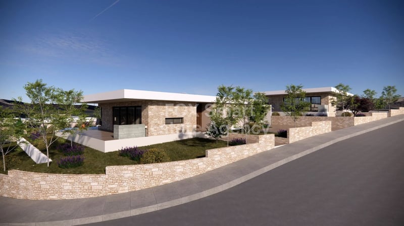 House in Tala - view 1