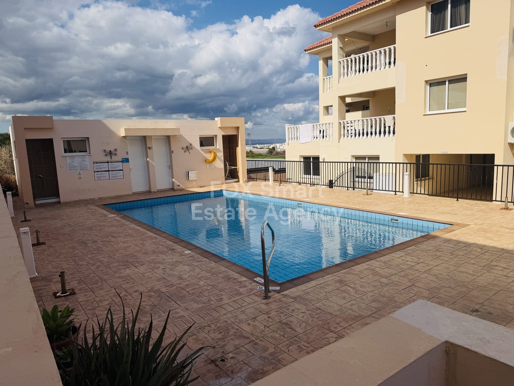 Apartment in Paralimni - Image 3