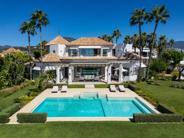 Villa in Atalaya Isdabe - view 1