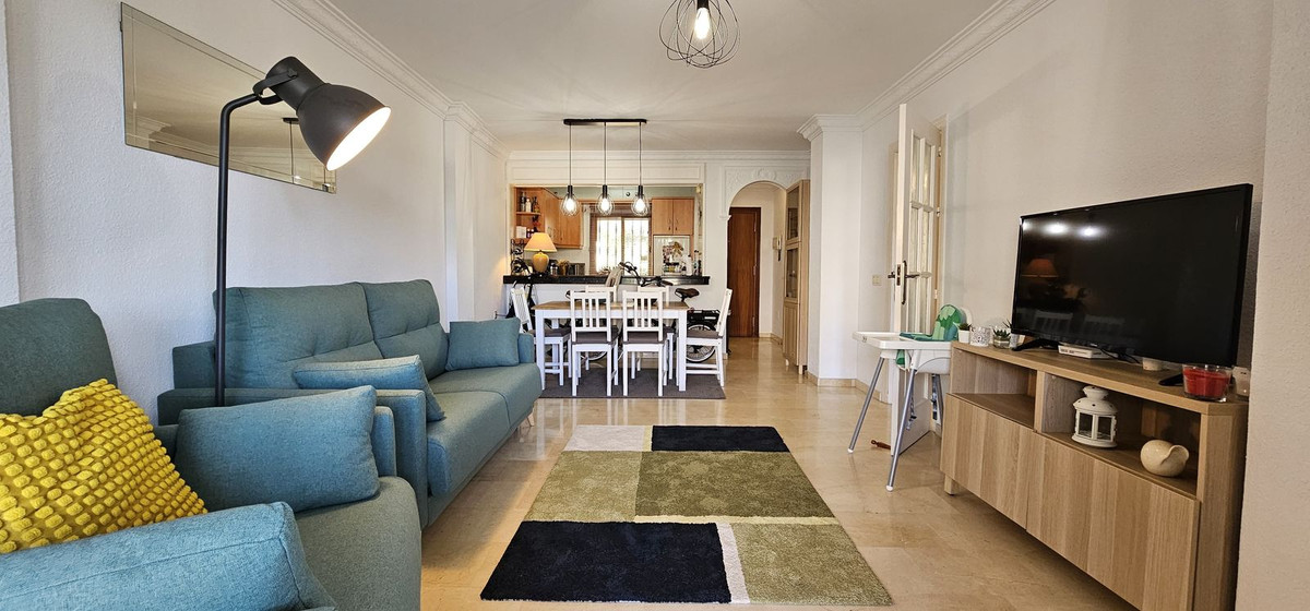 Apartment in Malaga - Image 3