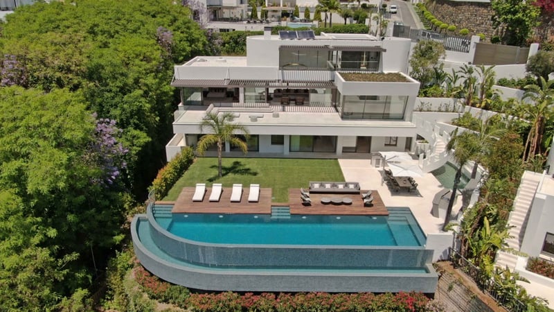 House in Lomas de la Quinta - view 1