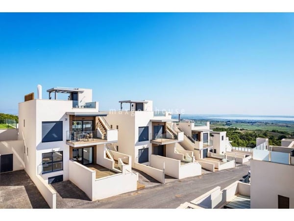 Apartment in San Miguel de Salinas - view 1
