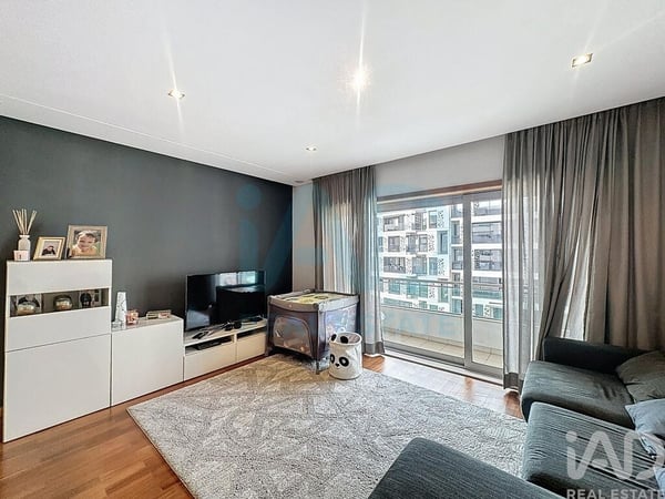 Apartment in Rio Tinto - view 1