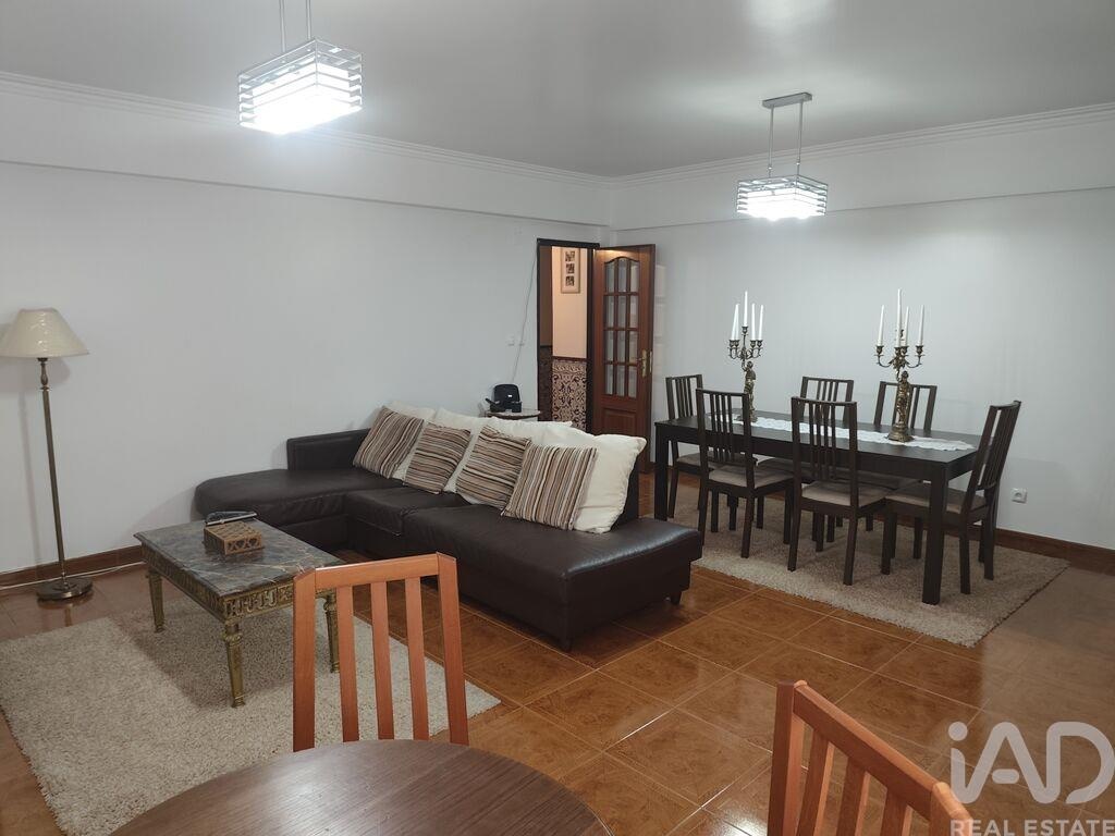 Apartment in Agualva - Image 3