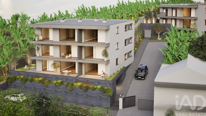 Apartment in Camara de Lobos - view 1