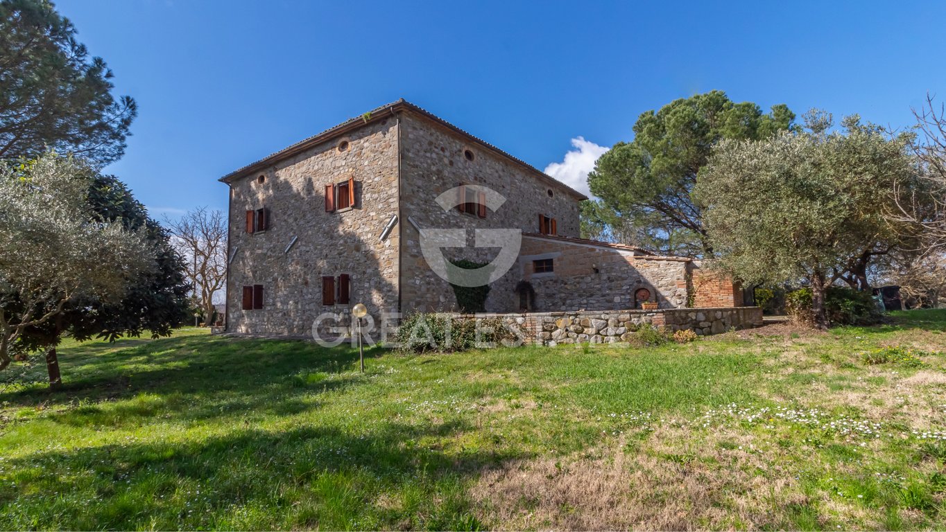 House in Ponte di Ferro - Image 2