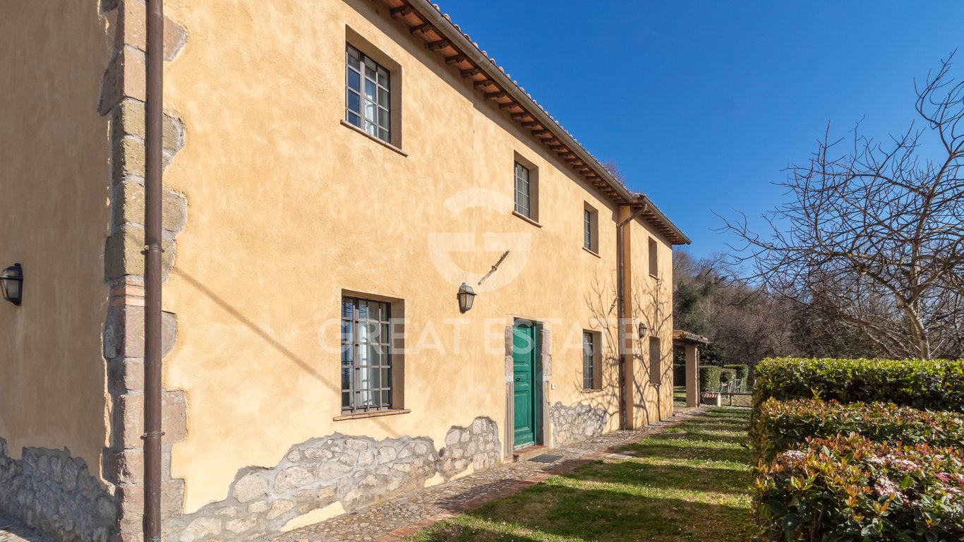 House in Sermugnano - Image 3