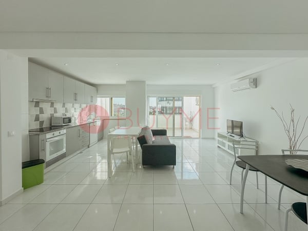 Apartment in Quarteira - view 1